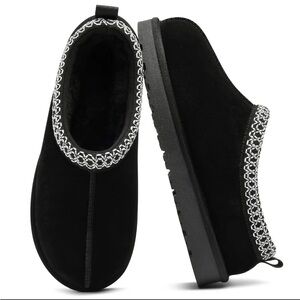 Black slip on slippers